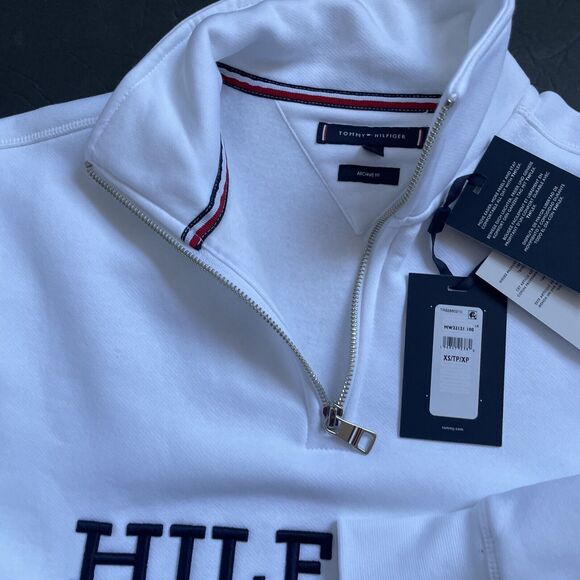 TOMMY HILFIGER MOCKNECK MONOTYPE ARCHIVE FIT SWEATSHIRT WHITE SZ XS - Picture 8 of 15